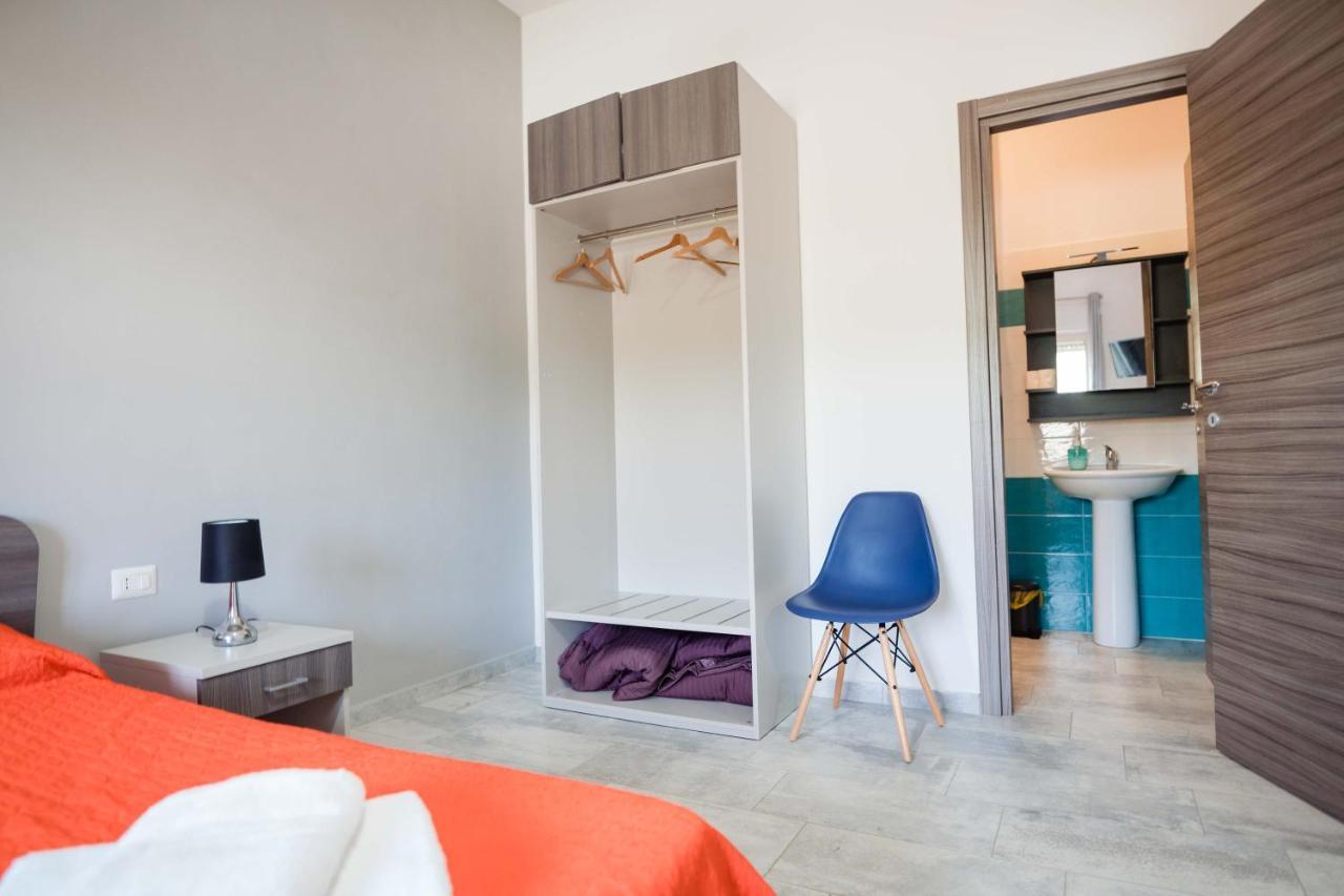B&B Dell'Infopoint-La Via Silente 카스텔누보실레토 외부 사진